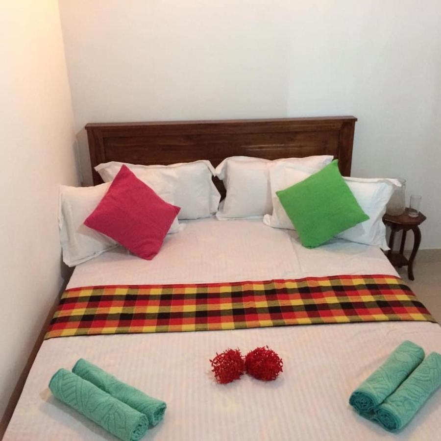 Villa25 Homestay Free Pick Up From The Centre Канди Экстерьер фото